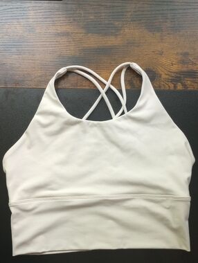Savvy IVORY Double Cross Straps Back Laddered Peekaboo Cut Outs Sports Bra L